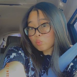 Meet your Posher, Ying